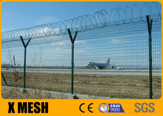 Забор Akzone аэропорта верхней части колючей проволоки бритвы руки y пудрит покрытые 3.6m